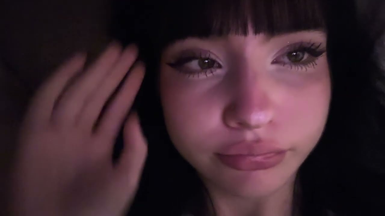 Close Up Ramble/ Tapping/ Scratching ASMR