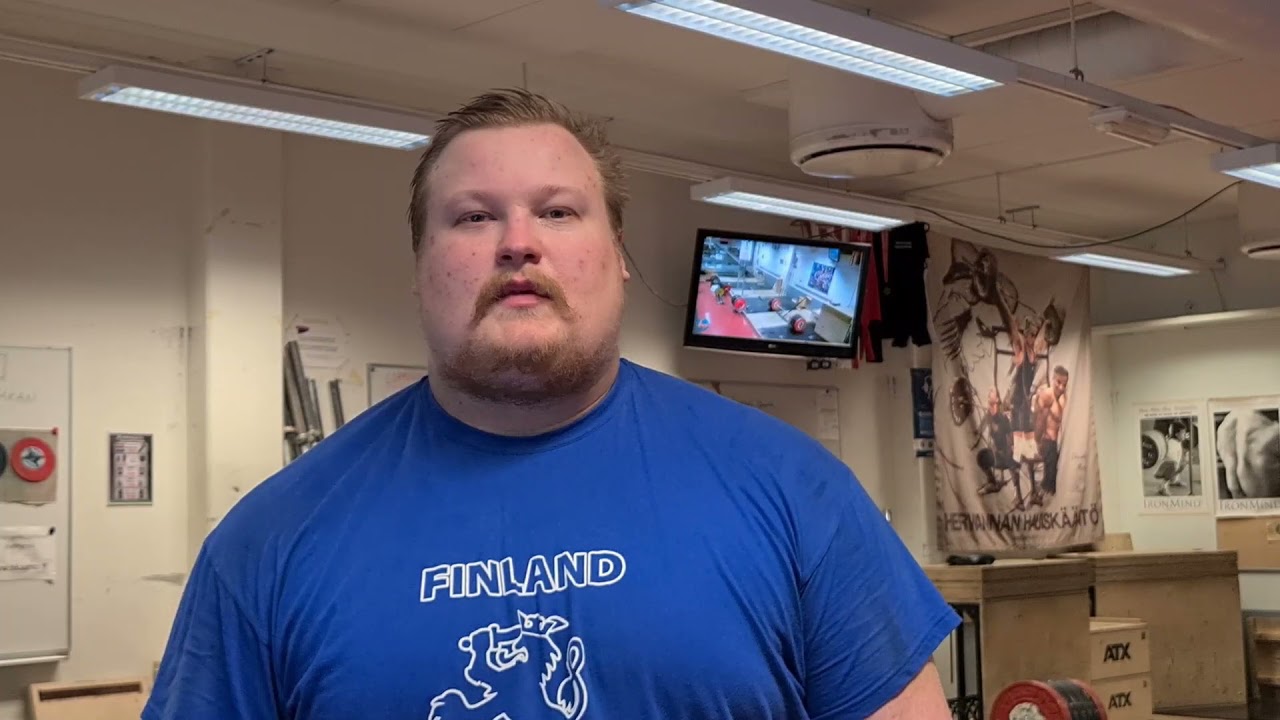 Tampereen ammattikorkeakoulun vahvin - akatemiaurheilija, voimanostaja Nuutti Mansukoski