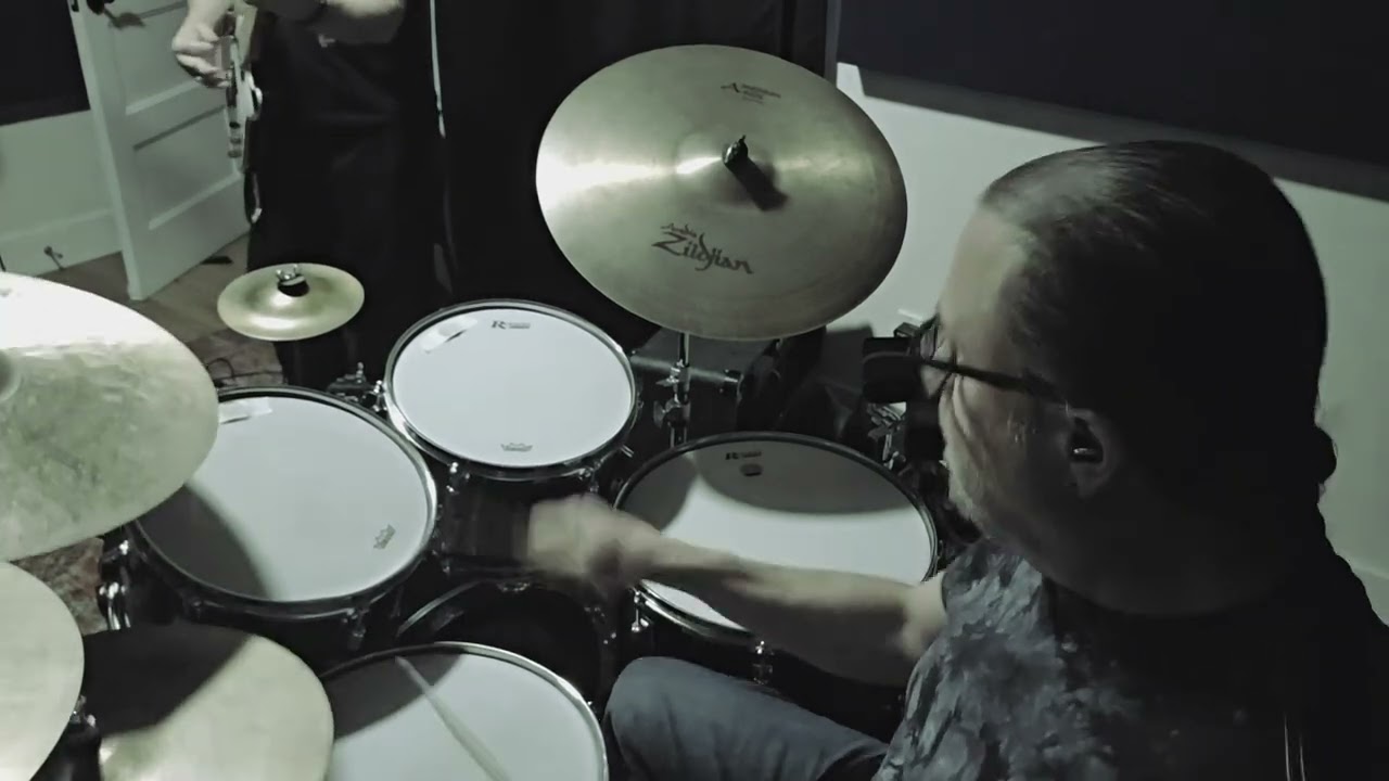 JAYCE BURNS BAND       JIMI JENGA 👊🥁🎸🎵