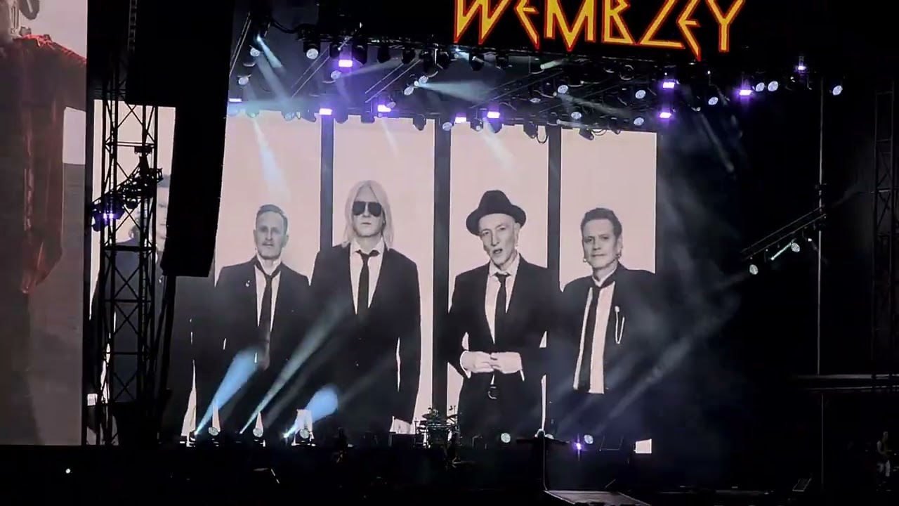 Def Leppard - Photograph - Wembley 2023