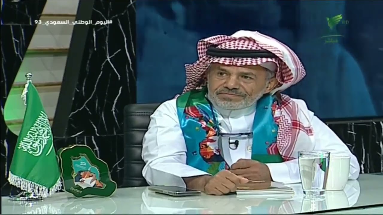 الفنان عبدالعزيز المبدل يتحدث عن أولاده الثلاثة ويفاجئ مذيع #تواصل_الرسالة على الهواء