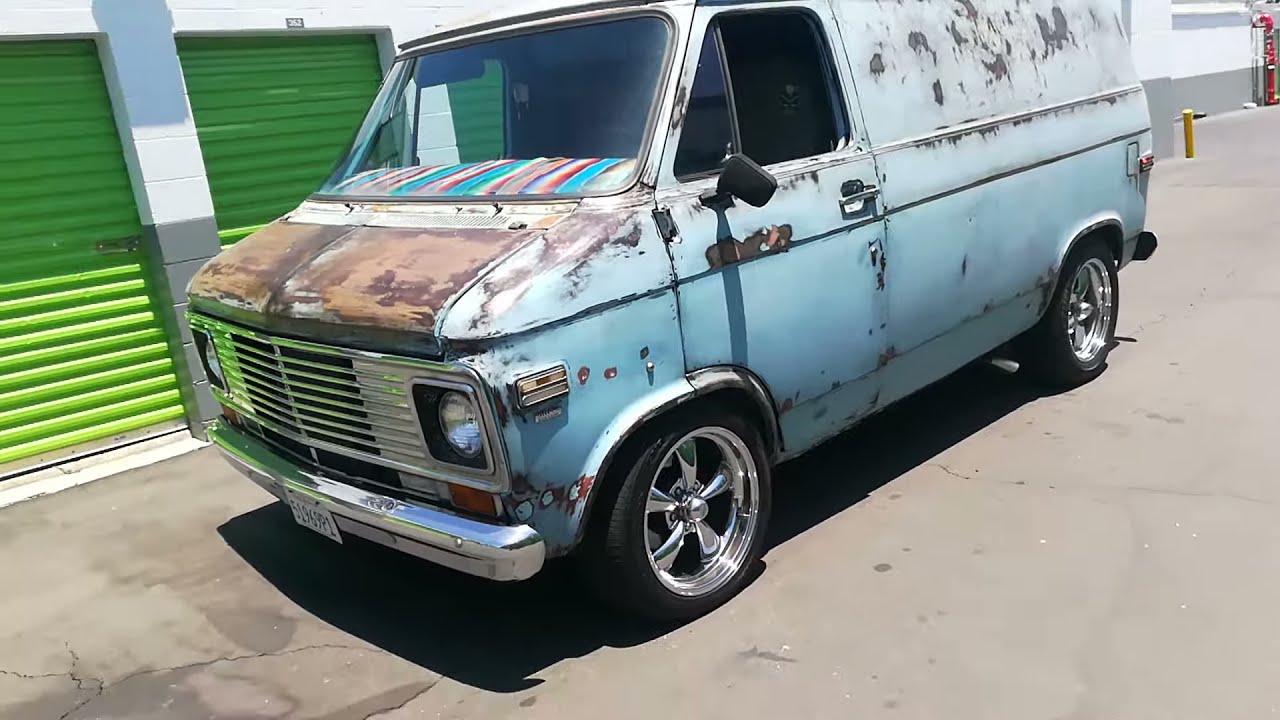1974 Chevy Shorty Scooby Doo Van 450hp Super v8 Sound