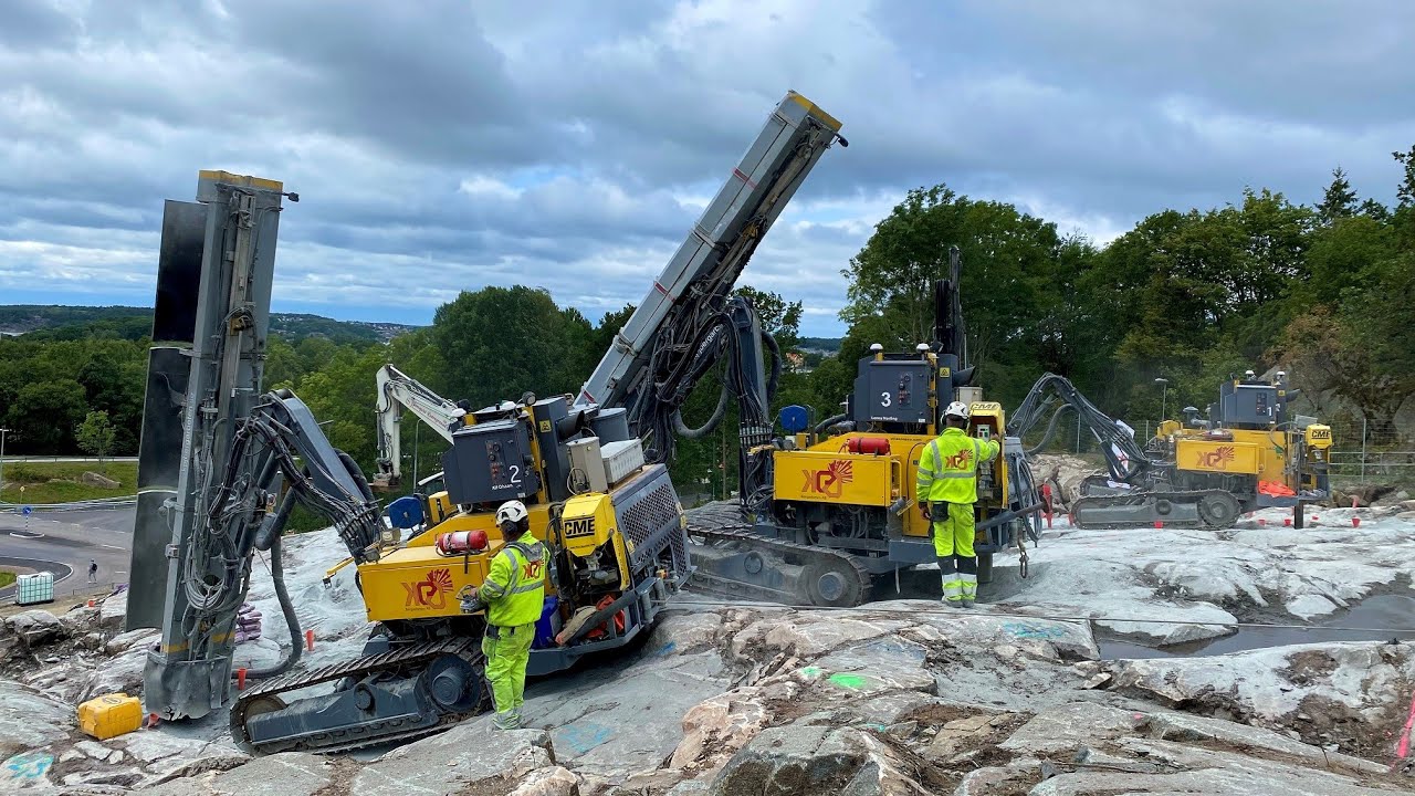 Bergsprängning av 30.000 m3 berg med elektroniska sprängkapslar Hovås Göteborg, Team KPJ Bergarbeten