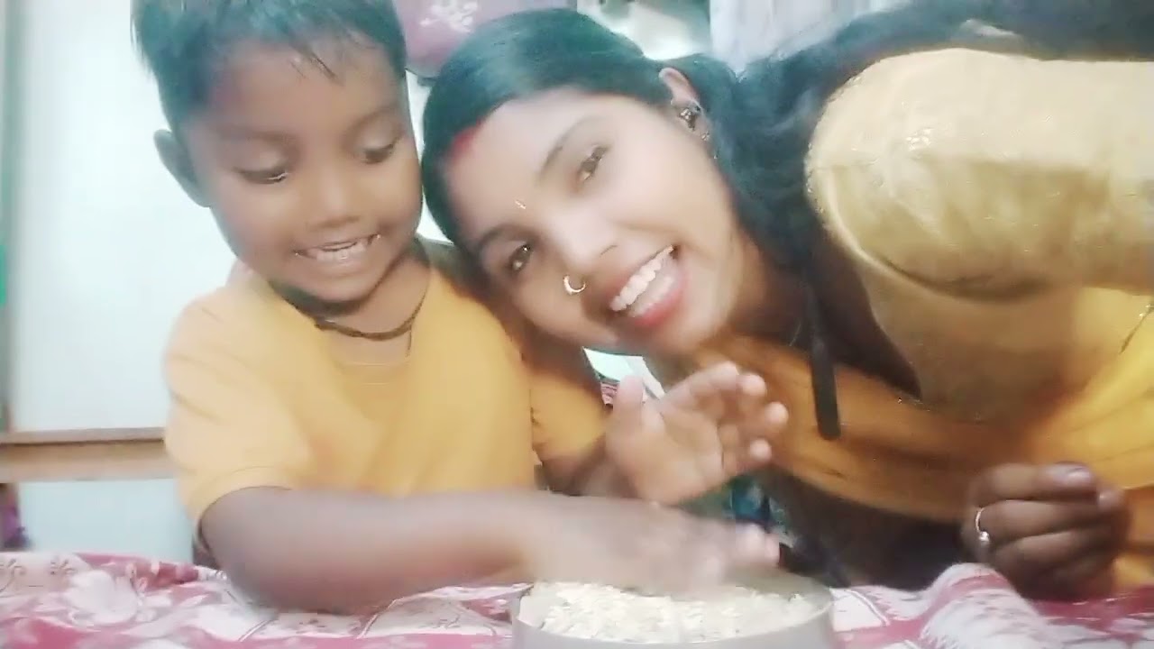 #देखिए फ्रेंड आज हम कैसा साड़ी पहने हैं#viralvideo #trending  blog video #Shreya Komal 7016#dekhiae