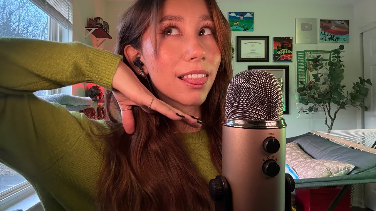 ASMR | 12 Mouth Sounds | 12 Days of Mouth Sounds- Day 12