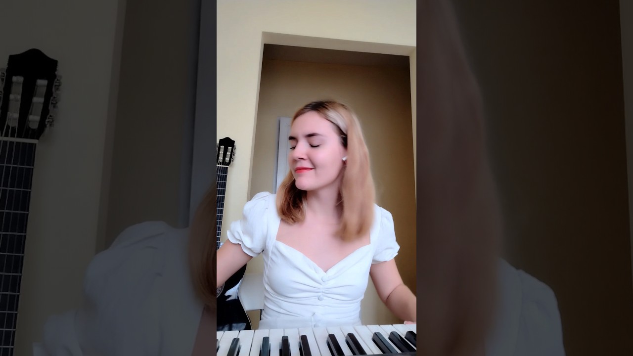 Небольшая импровизация прямиком из моего сердца❤️&zwj;🔥 #music #beautifulvoice #девушкапоёт #shorts