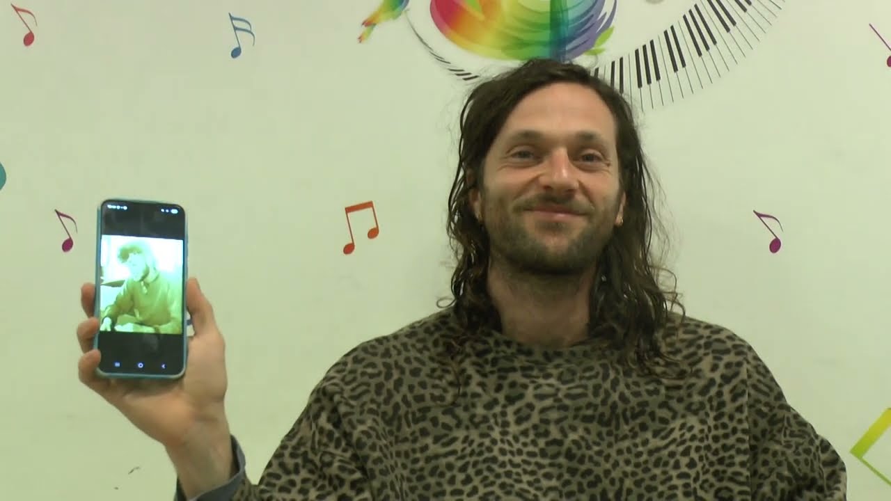 סליחה על השאלה- יציאה מהארון