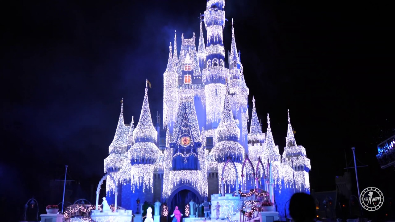 A Frozen Holiday Wish at Magic Kingdom in 4K | Cinderella Castle Christmas | Walt Disney World 2019
