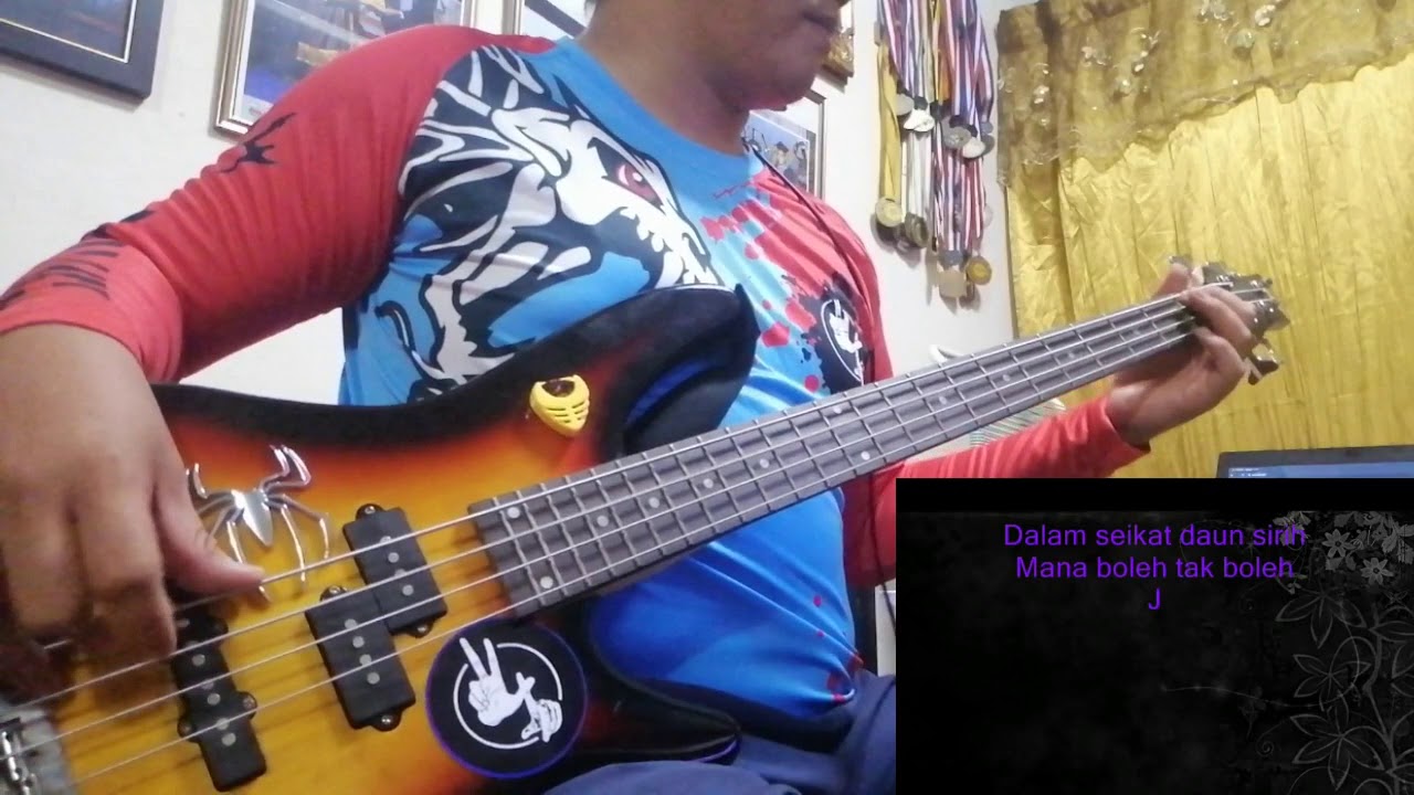 Seragam hitam - Kristal (BASS COVER)