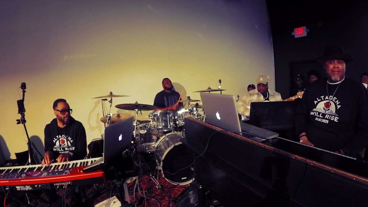 Hezekiah walker - HOW MUCH WE CAN BEAR cover ( band view )