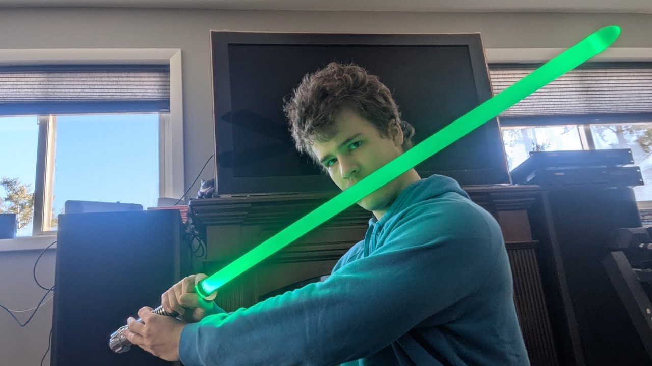 Luke Skywalkers 2nd Lightsaber Prop Review 
