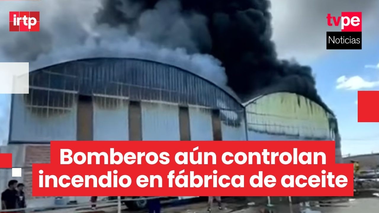 Bomberos continúan labores tras incendio en fábrica de aceite de oliva en Tacna esta mañana