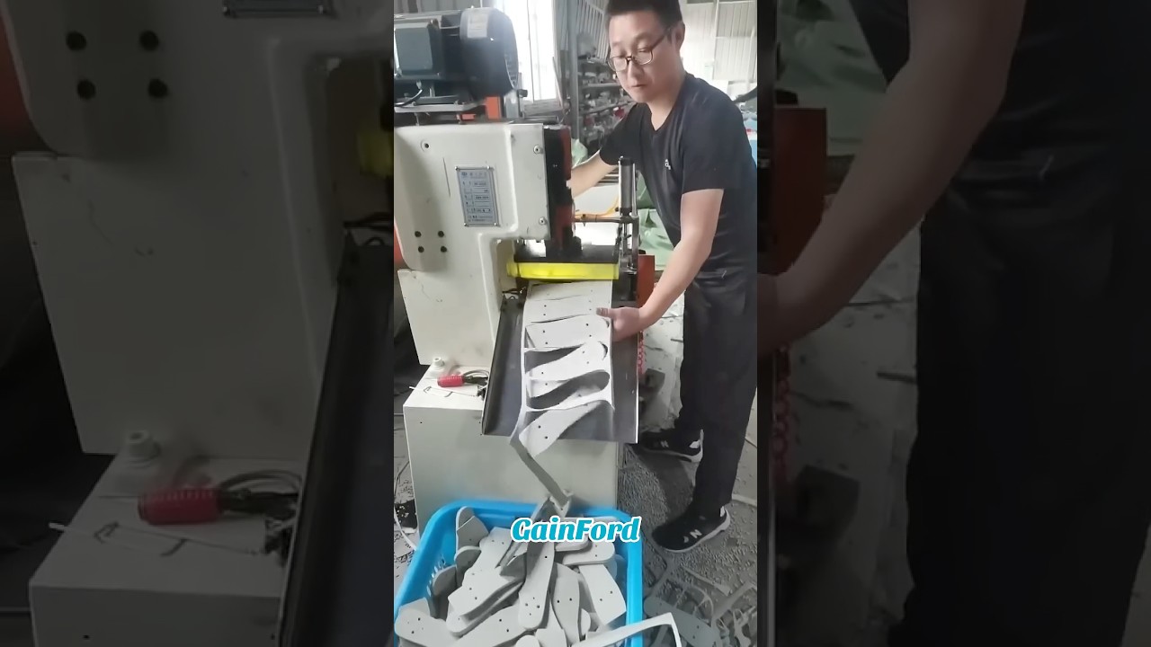 Digital eva sole punching and cutting machine #shoemachine #shoemaking #soles#shoefactory