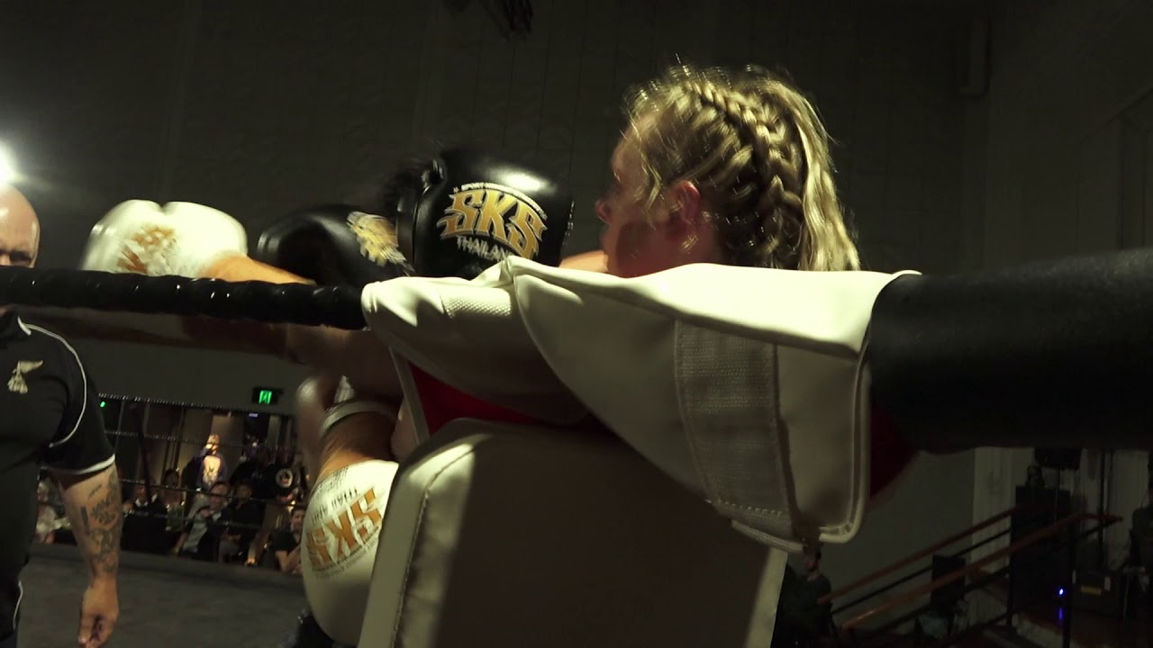 RUMBLE | FIGHT 9 | Katherine Kinvig vs Britt Finucci