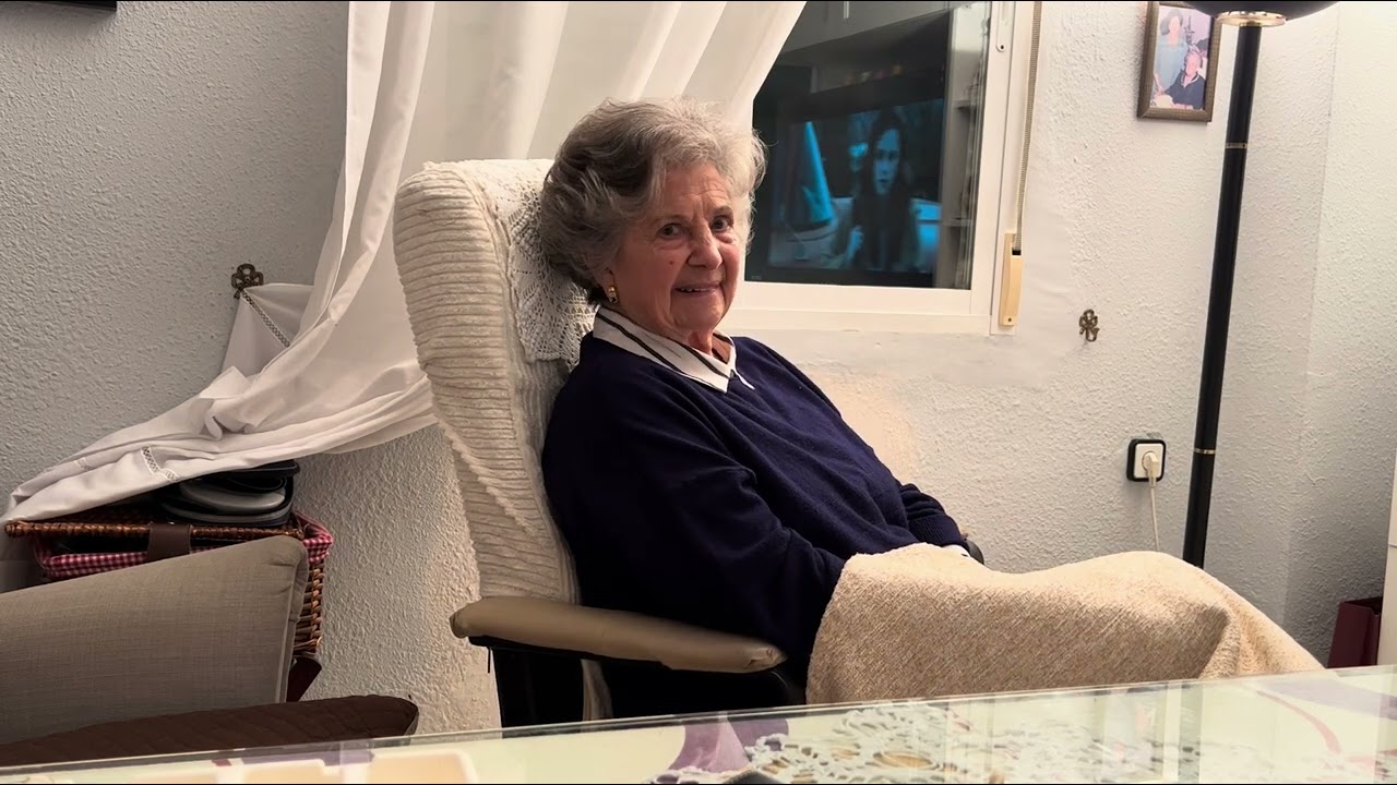 Reacción de ABUELA DE DRAGONES a CREPÚSCULO 🩸