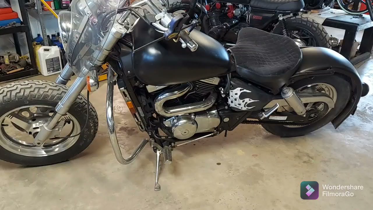2000 Suzuki VZ800 Marauder first start after carburetors rebuilt