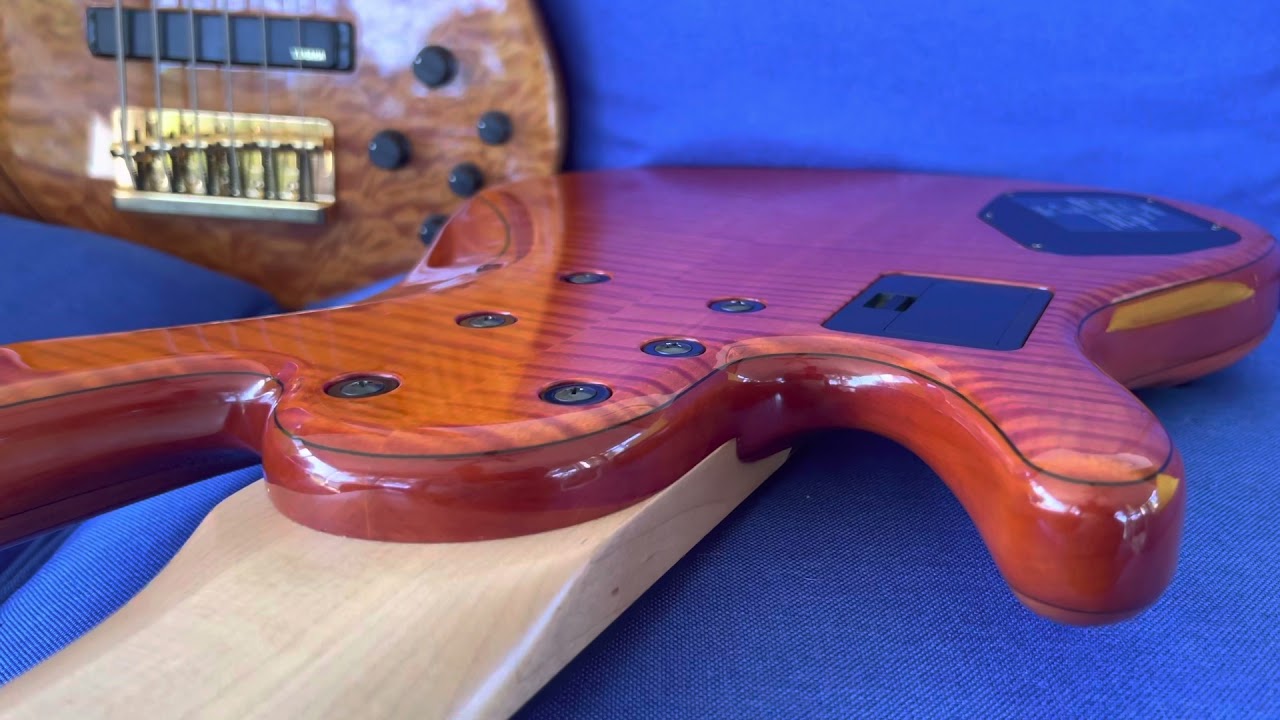 comparação ( física ) bass Yamaha Jp1 e Jp2