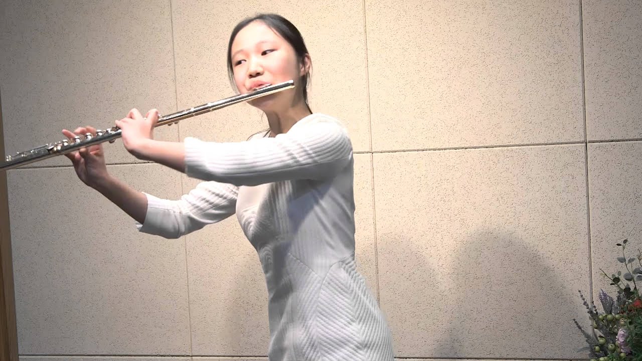 Image for solo flute by E.Bozza  -Yeojin Han-