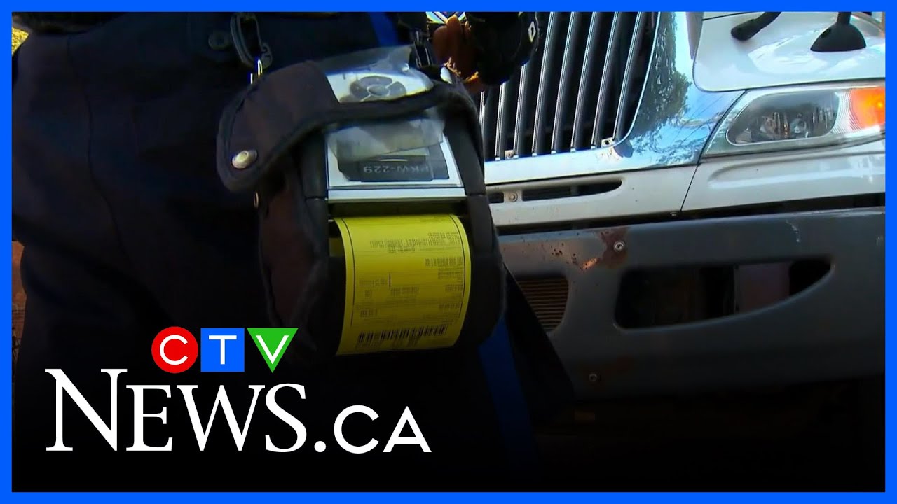 Toronto police, parking enforcement targeting drivers who stop in no-stopping zones