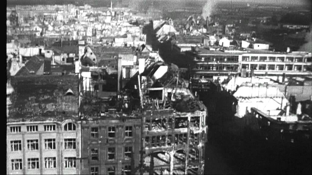 1945: Durchhaltewahn