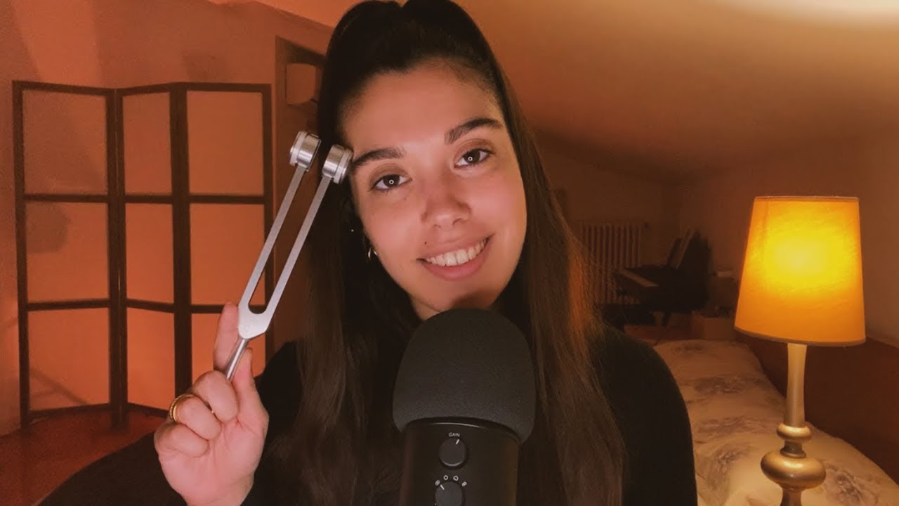 ASMR | Chiacchiere e aggiornamenti in close-up whispering & Trigger Mix