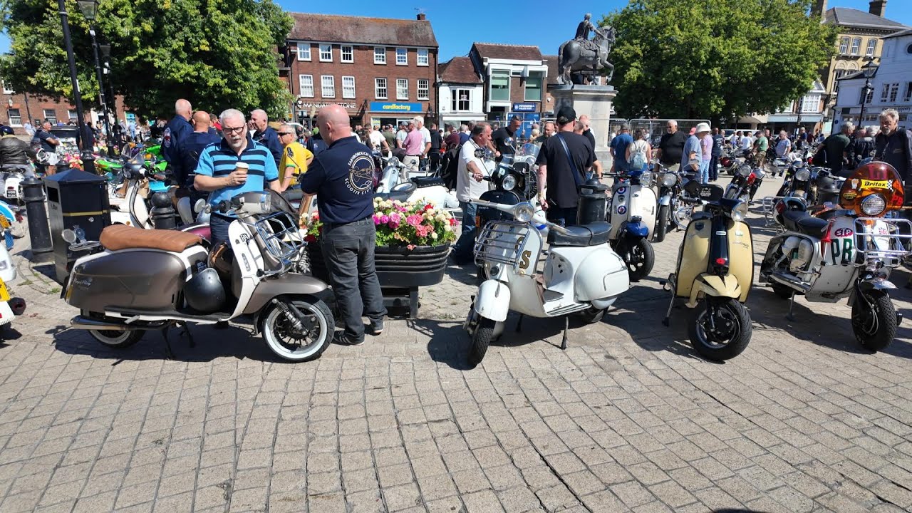 Vespa Lambretta Rideout 'Scooter Sunday' @ Petersfield 17th August 2025 #scooterist