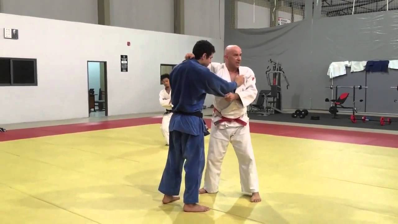 Tani-otoshi.