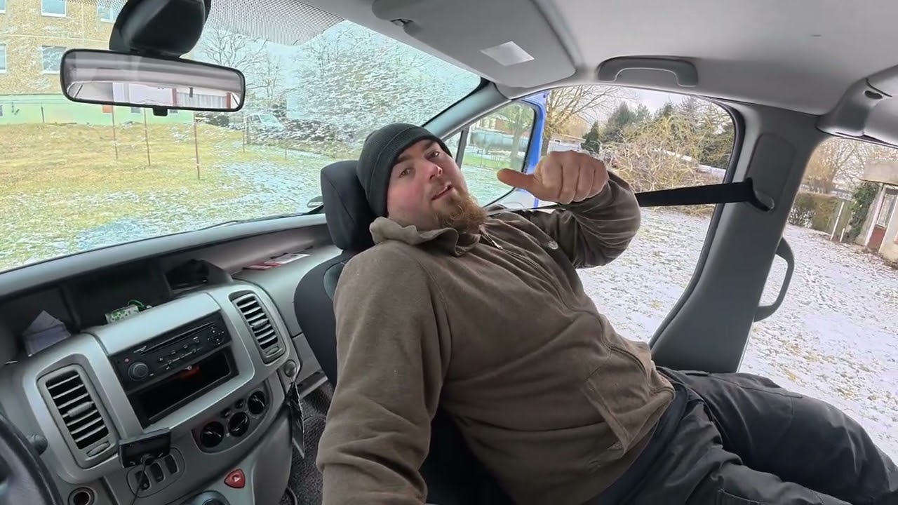 Warsztatowo  #2 Renault Trafic 2 prosta zabudowa do spania