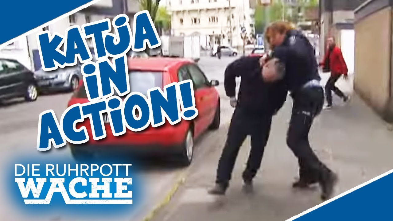 Schwanger vom Lehrer?! Katja Wolf greift hart durch! | Die Ruhrpottwache | SAT.1