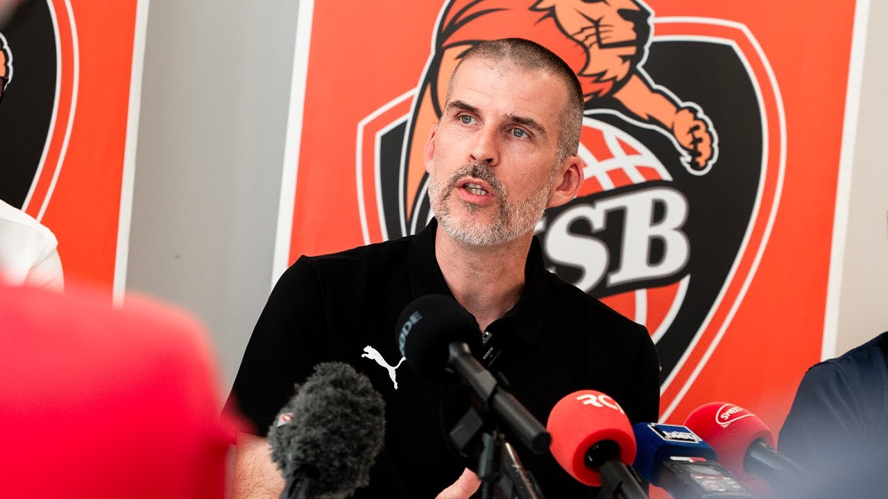 La conférence de presse de 𝗚𝘂𝗶𝗹𝗹𝗮𝘂𝗺𝗲 𝗩𝗶𝘇𝗮𝗱𝗲 🗣️🎙️