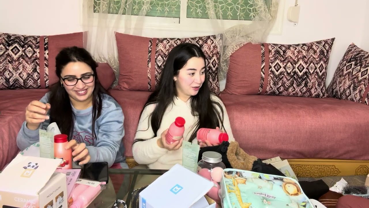 اول فيديو ترند الالوان 💛💙❤️…..