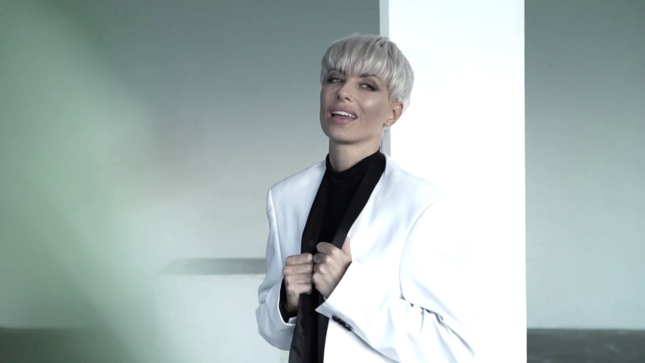 Suche nach dem Sinn (official video) Fannie Wilkens