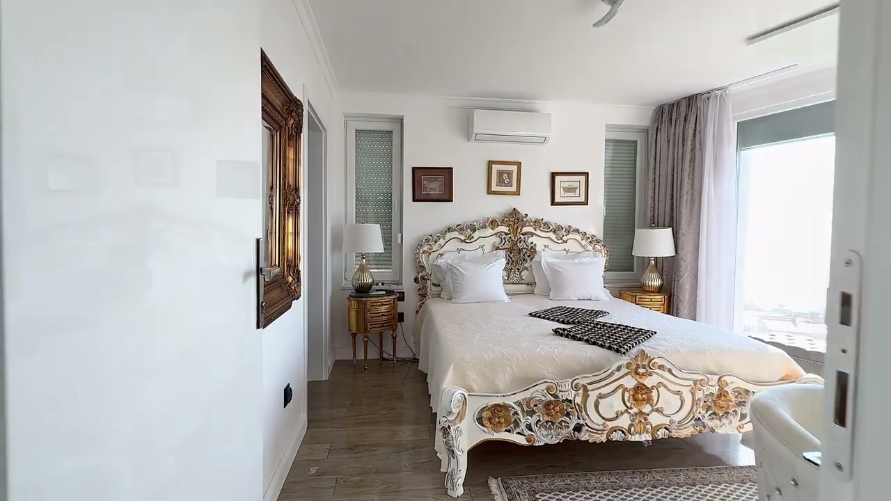 Luxurious villa with a swimming pool and open sea view near Split!
