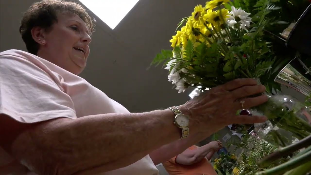 From Grief to Grace: Volunteers Bring Comfort with Funeral Flowers to Nursing Homes and Hospices