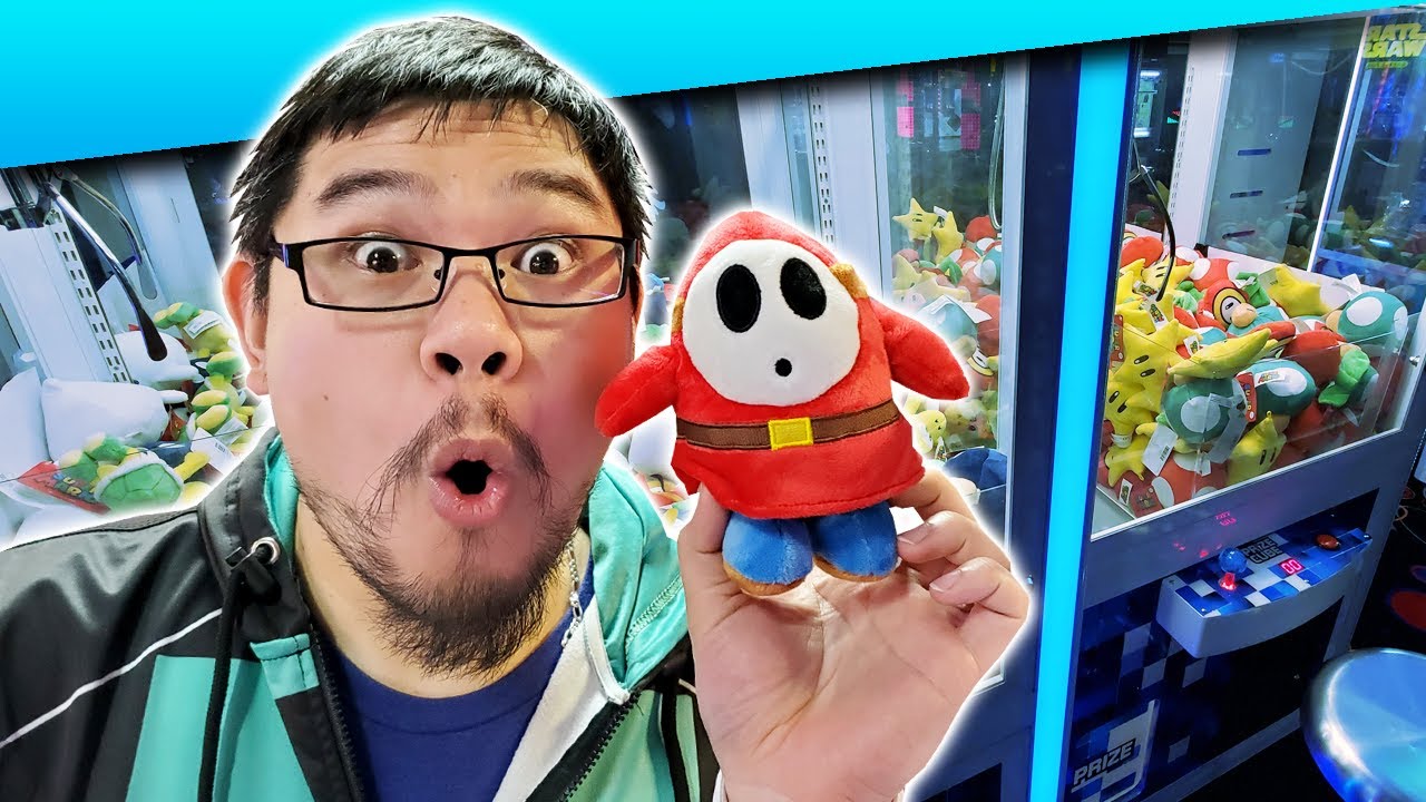 How'd we win THAT?! Mario Bros Arcade Claw Machine Game at Pinballz Arcade!
