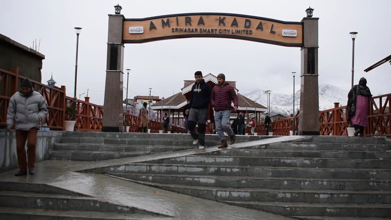 Amira Kadal Bridge Srinagar | New Wooden Look | Kashmiri Kala & Heritage Beauty