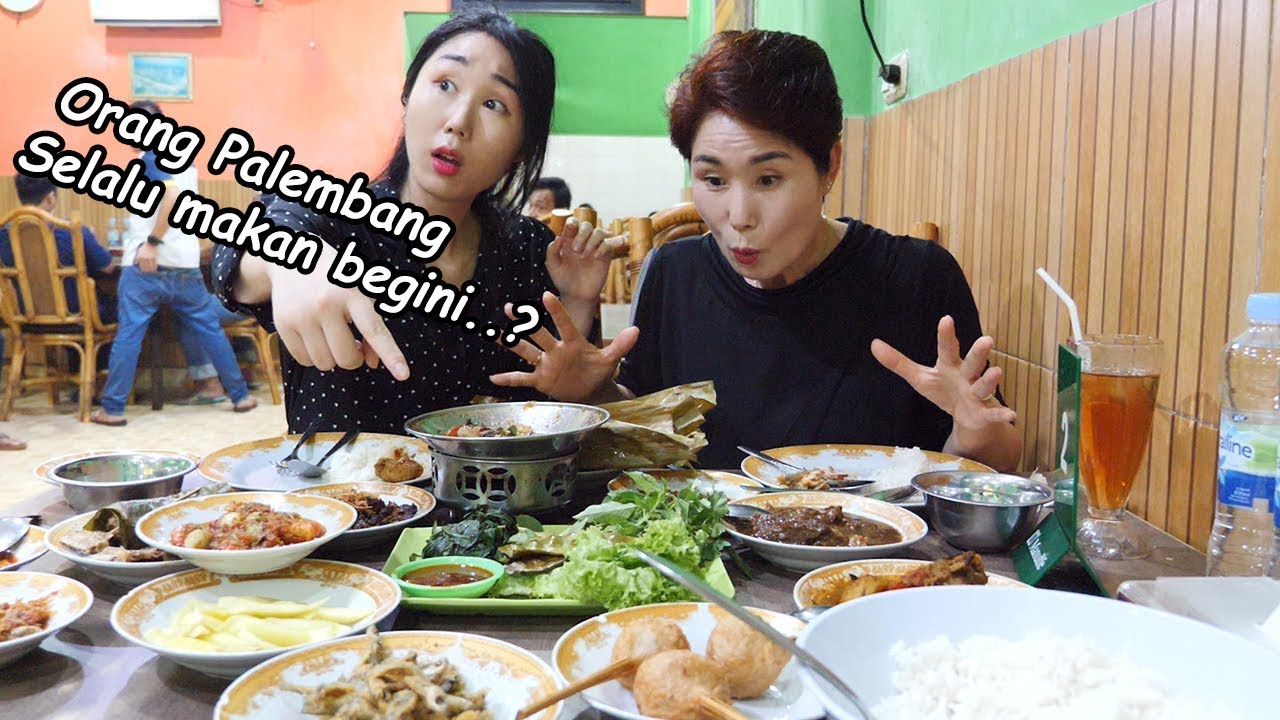 Aku iri banget sama orang Palembang karena makanan ini..!