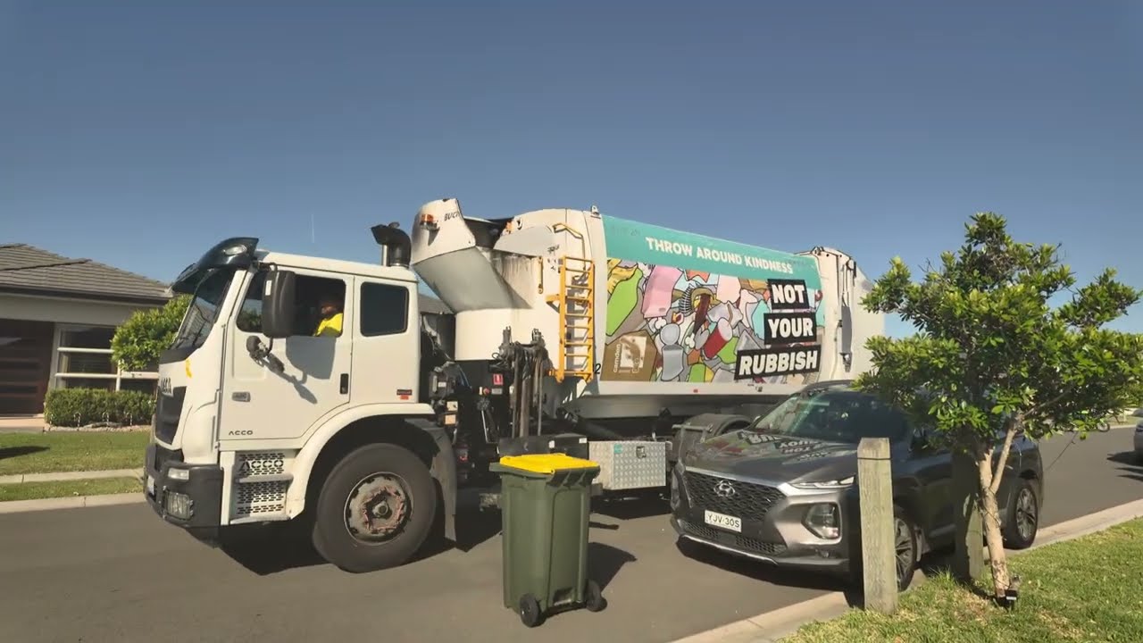 Camden Truck 82 - Late Morning Collections