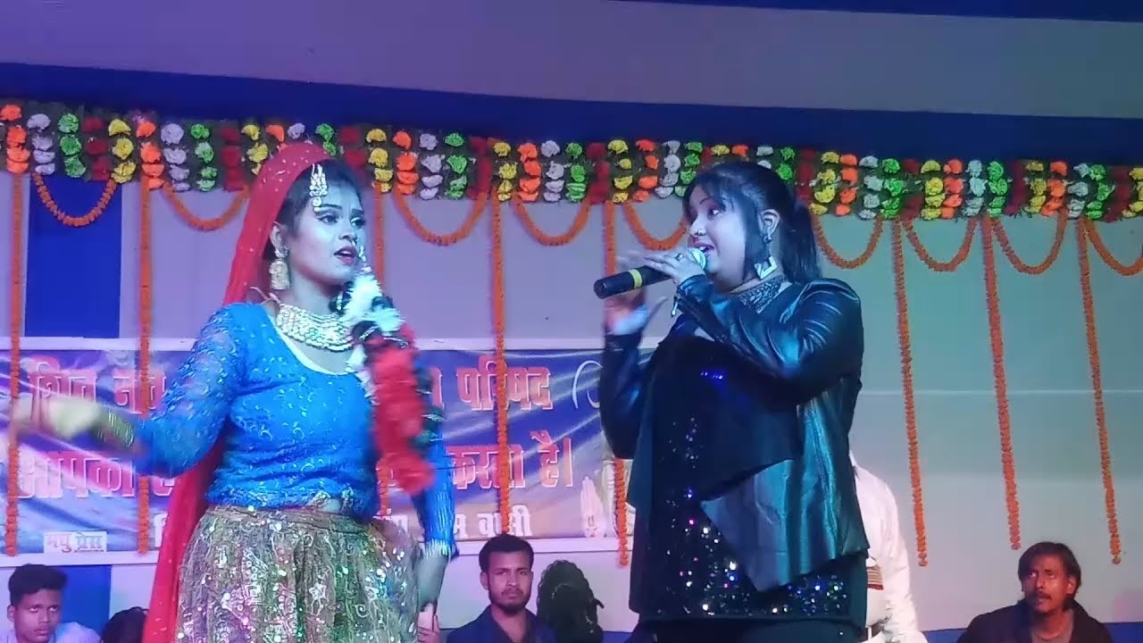 Superhit Live Stage Program_Devi in Kanp Mela 2019_kajra muhabbat wala,Hindi Mix Songs