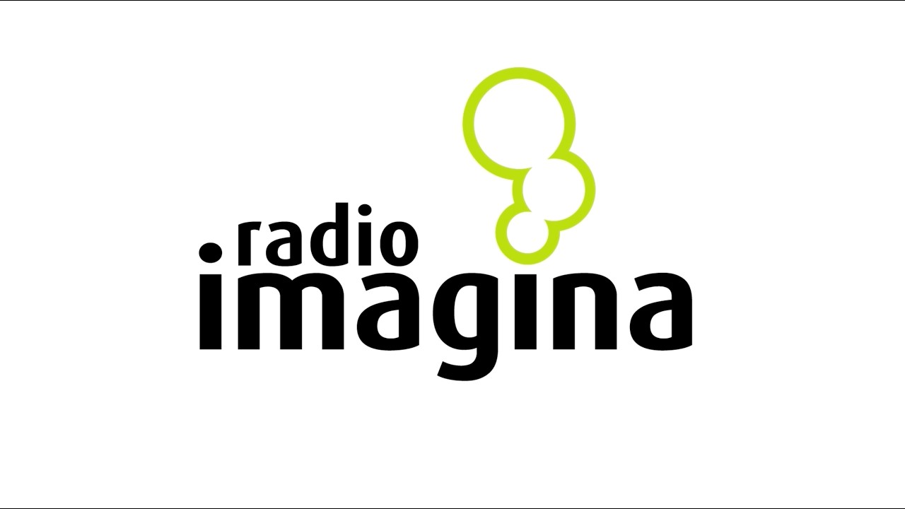 Edith de la Rosa conversa con el cantante uruguayo Jorge Drexler en Panorama Imagina.