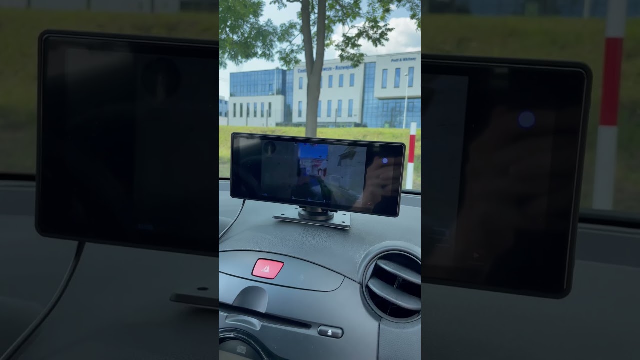 Tw&oacute;j Multimedialny Asystent w Podr&oacute;ży! 🖥️ Intuicyjny ekran dotykowy    #luxtech  #gadżetysamochodowe