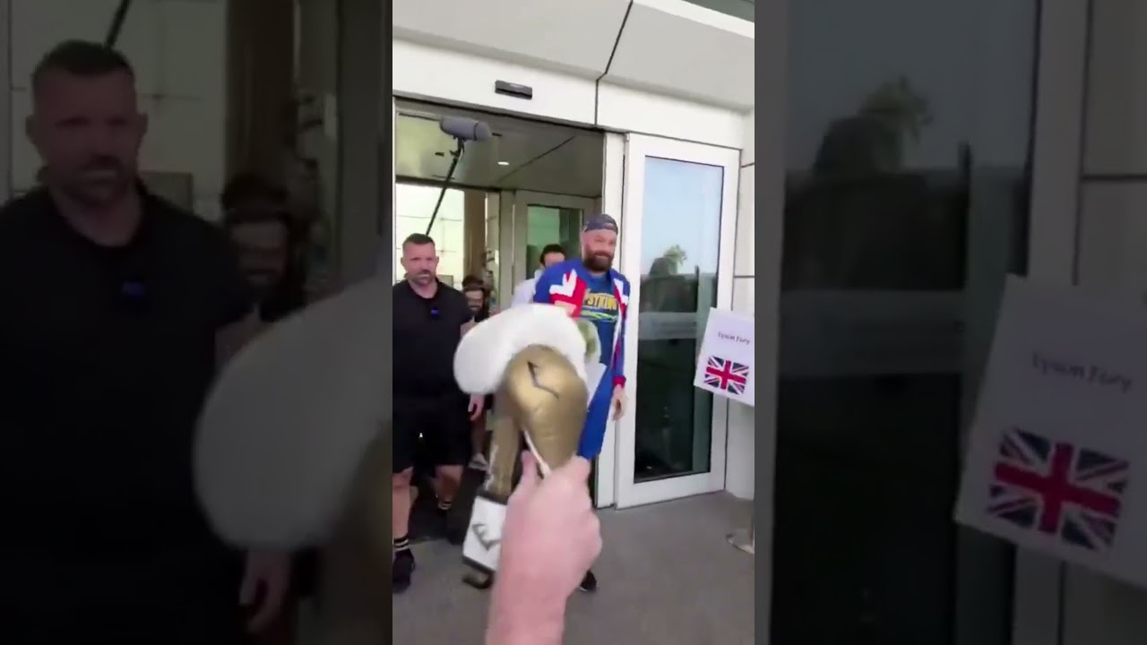 “TYSON FURY SHOCKS BOXING WORLD! 2026 Fight Announcement”