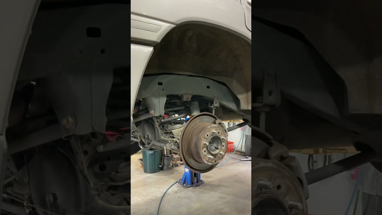 Toyota Landcruiser adjusting hand brake