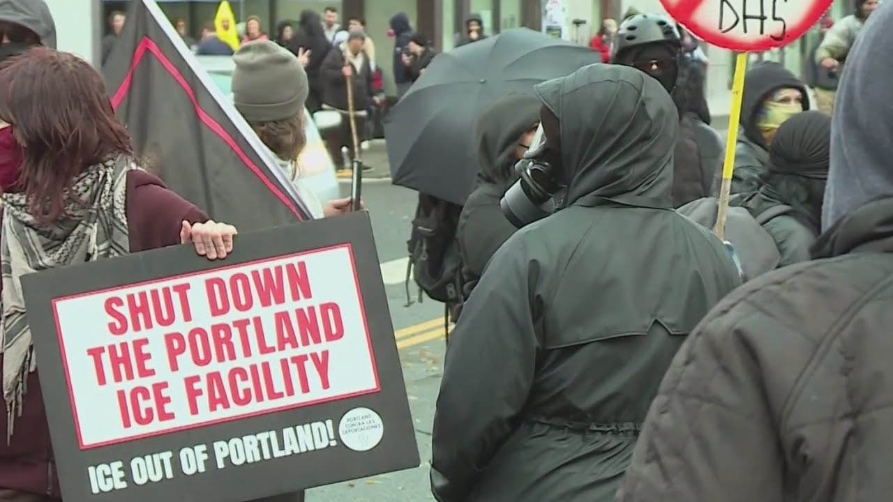 Protesters rally against National Guard deployment, &lsquo;increased aggression&rsquo; at Portland ICE facility