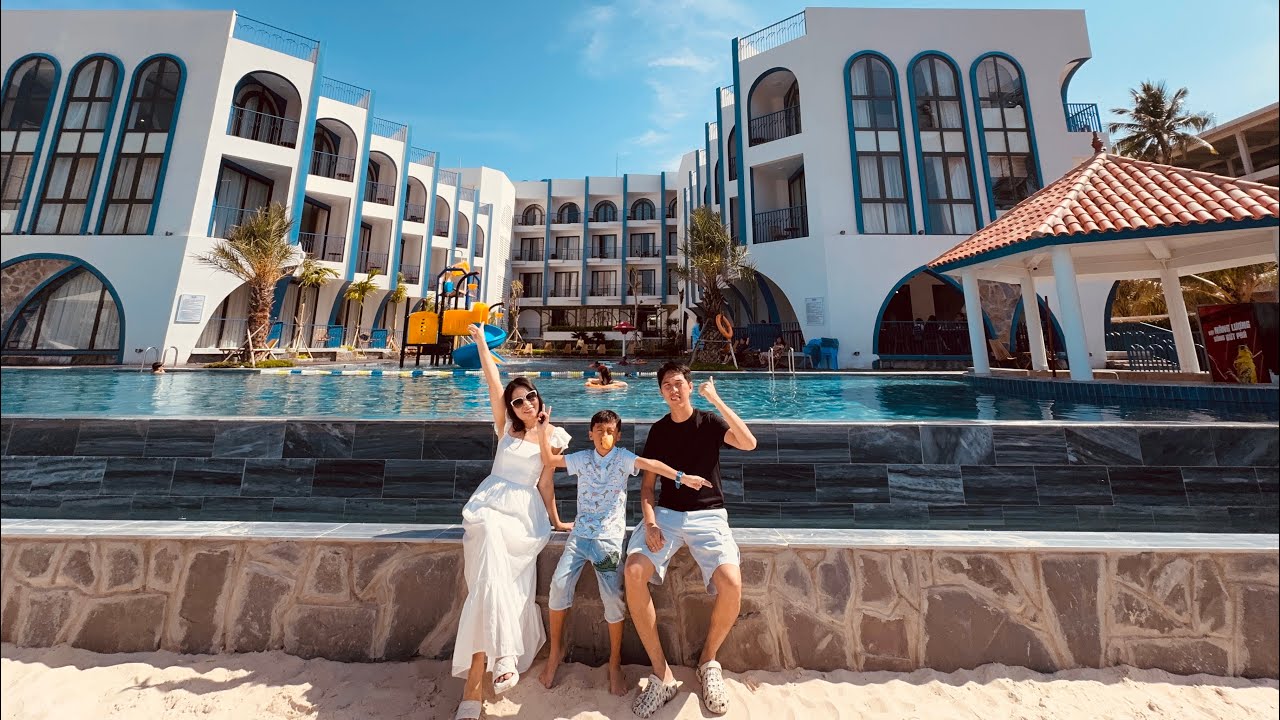 LCV Mũi Né Resort; Quá xinh xắn & hồ bơi rộng đẹp nằm sát biển. Tạo bất ngờ vào ngày Sinh Nhật Mon