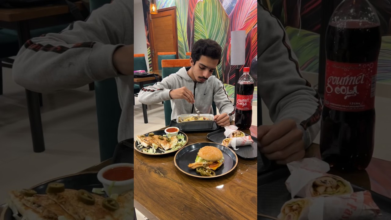 Air Fried Food at LOF Bahria town Lahore #shortsvideo #food #youtubeshorts #owaisbhattii #foodie