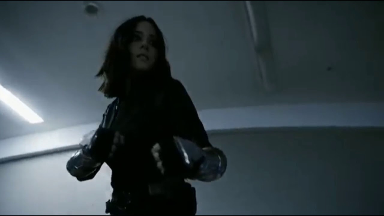 ✘ Daisy Johnson [ Prison Fight ] - Centuries