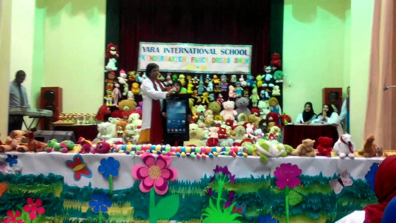 Yara School Fancy Dress - Clock Mstr Nafae
