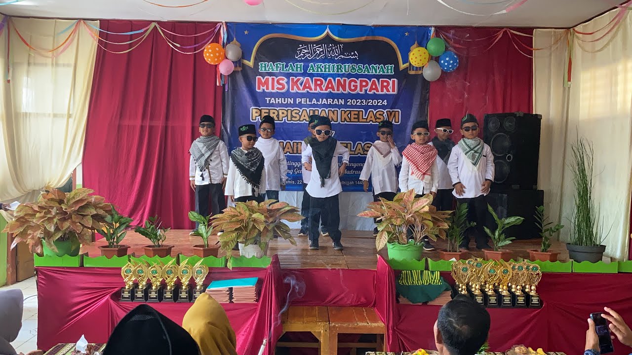 Dance group anak laki-laki. Lagu Wali