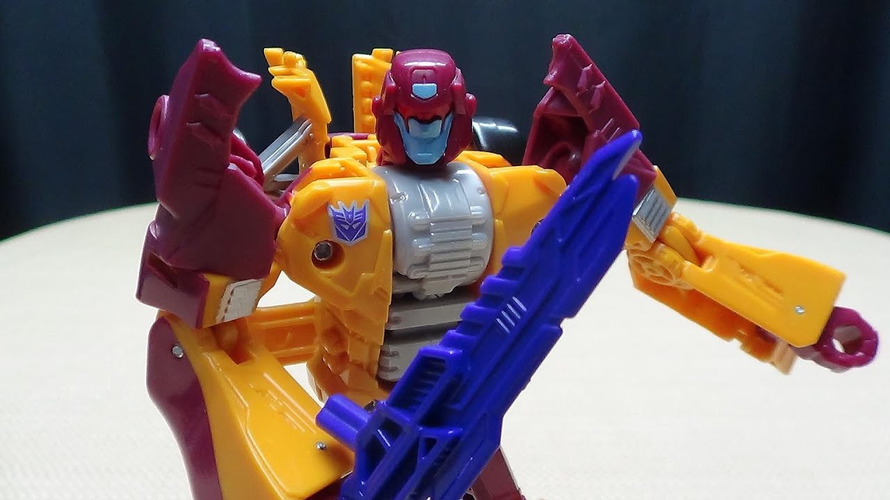 Generations Combiner Wars DRAGSTRIP: EmGo's Transformers Reviews N' Stuff